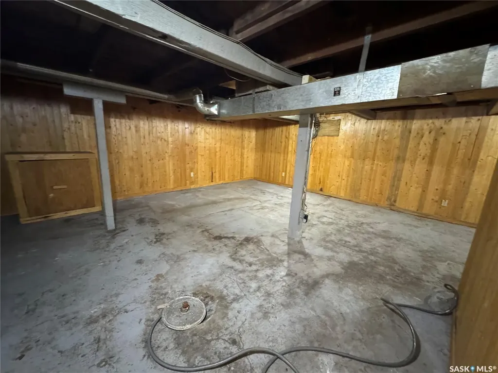 52 2nd Avenue NE Swift Current SK S9H 2C5