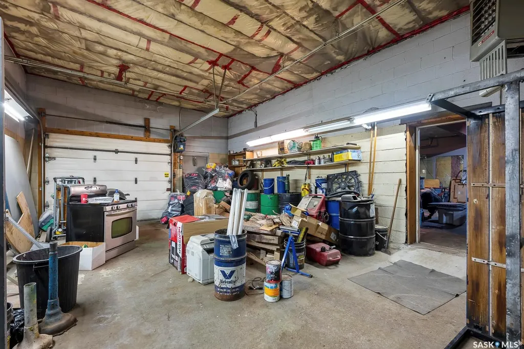 1524 Montreal Street Regina SK S4P 3K1