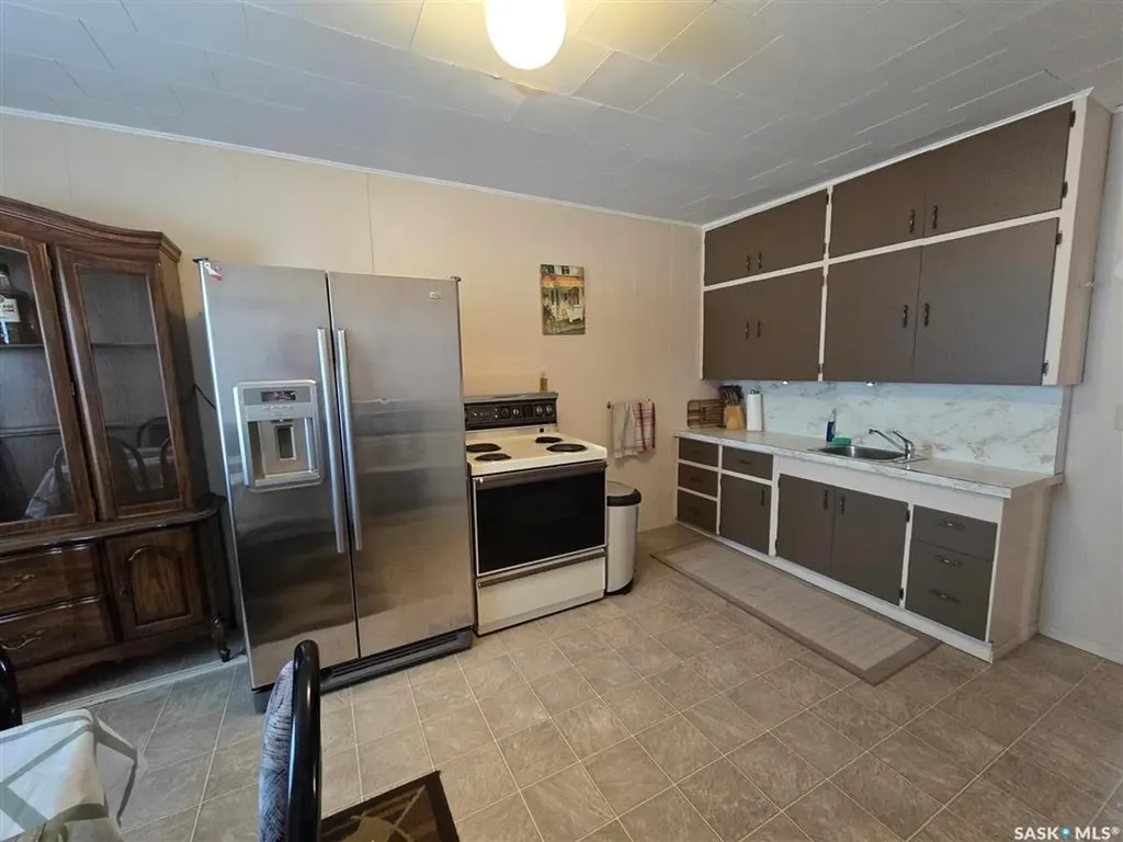 616 Main Street Humboldt SK S0K 2A0