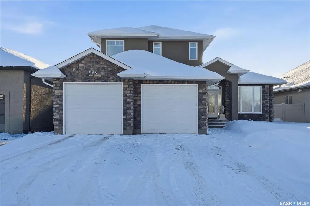 215 Beechwood Crescent Saskatoon SK S7V 1K6