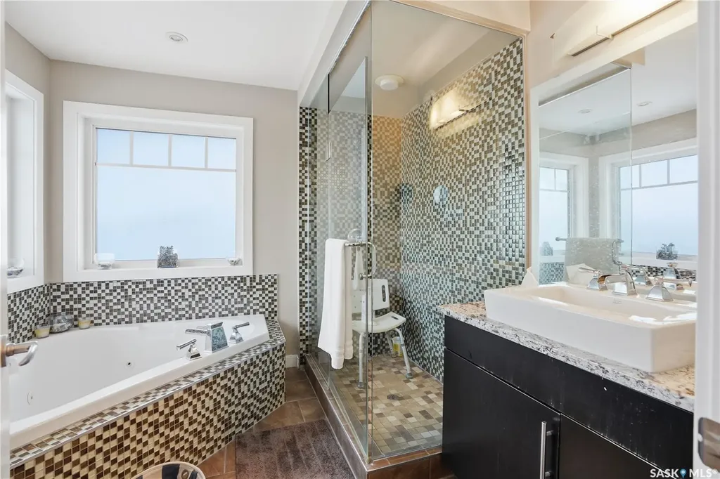 215 Beechwood Crescent Saskatoon SK S7V 1K6