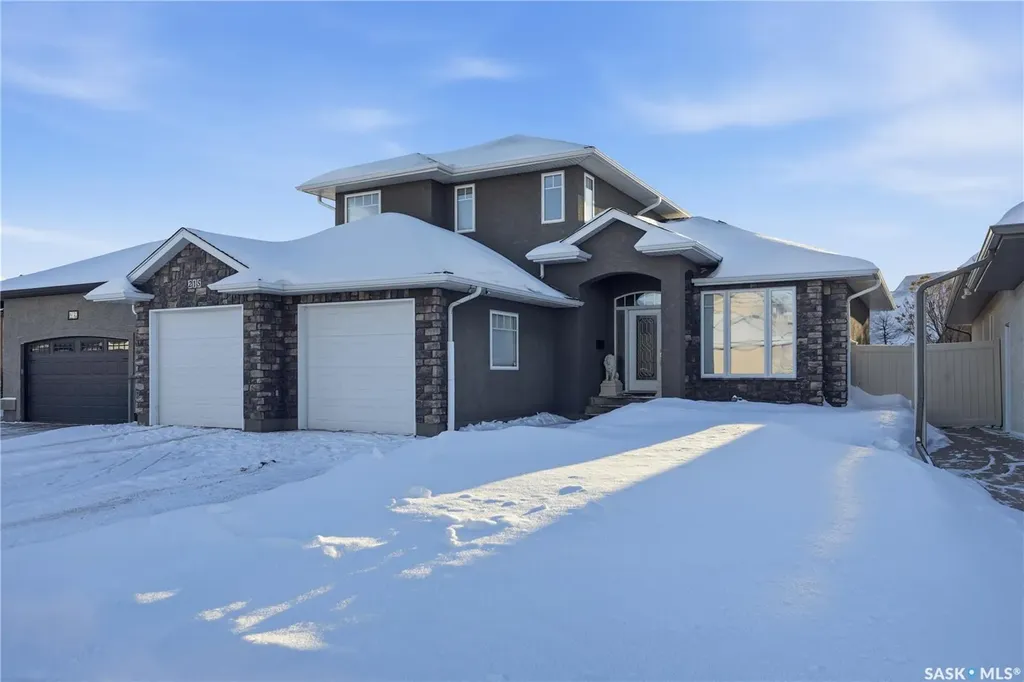 215 Beechwood Crescent Saskatoon SK S7V 1K6