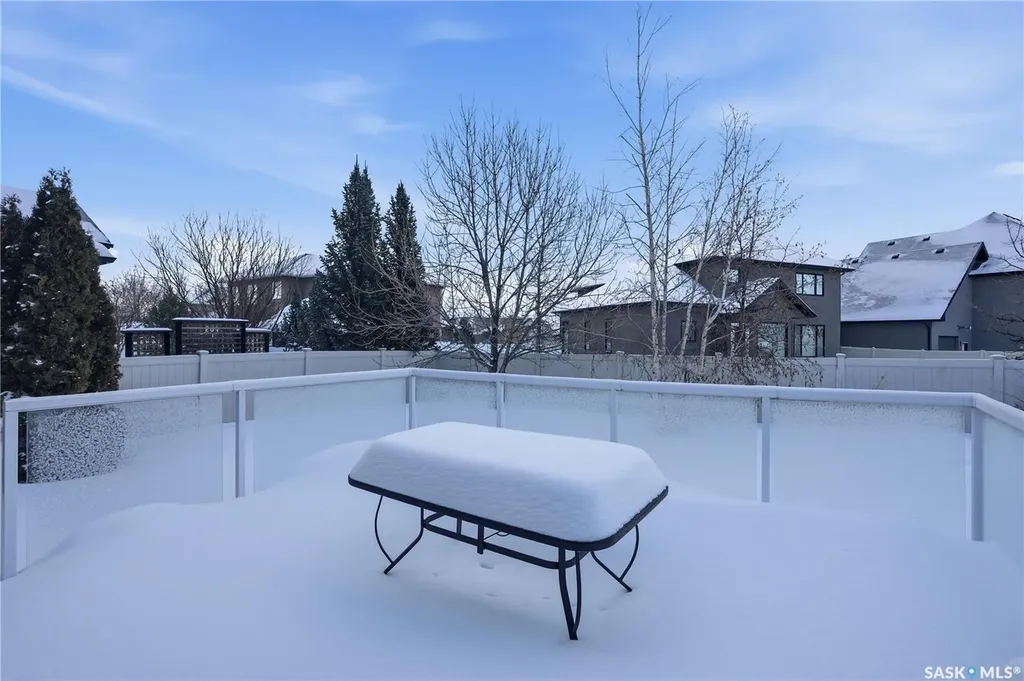 215 Beechwood Crescent Saskatoon SK S7V 1K6