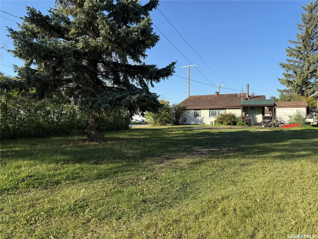 573 4th Avenue W Melville SK S0A 2P0