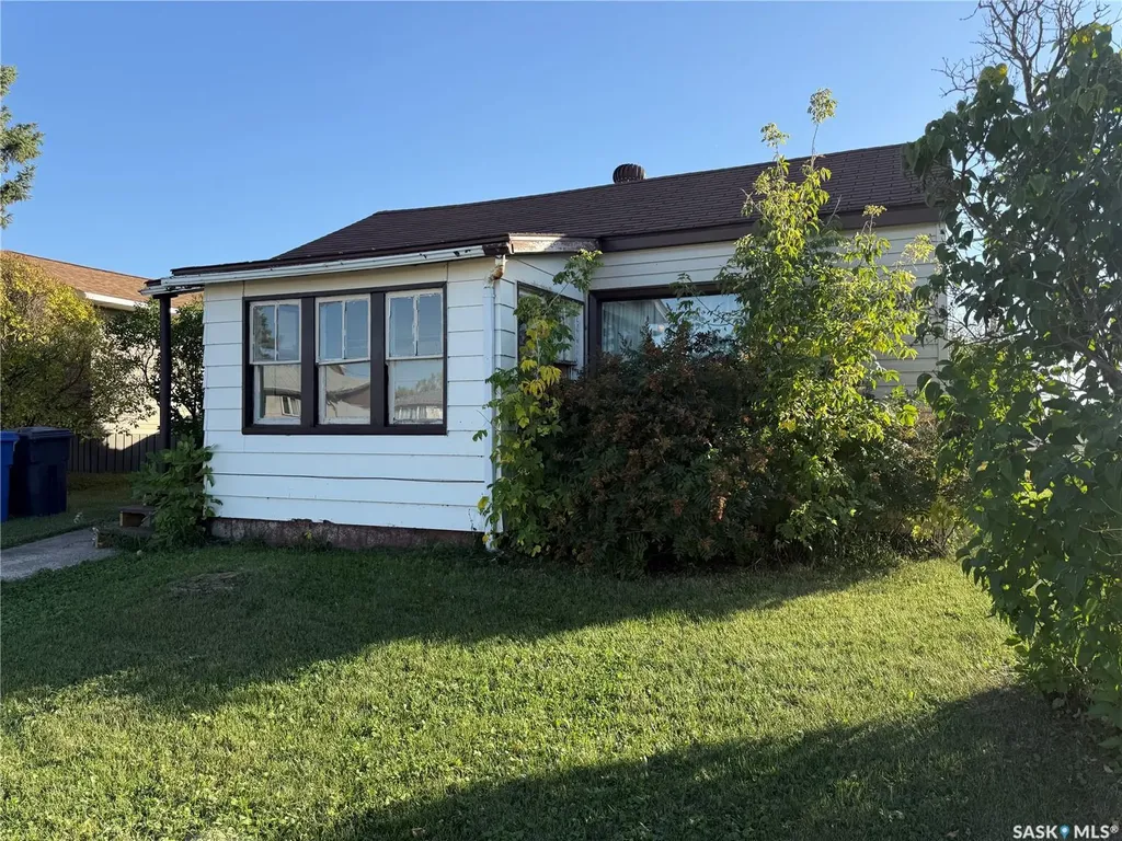 573 4th Avenue W Melville SK S0A 2P0
