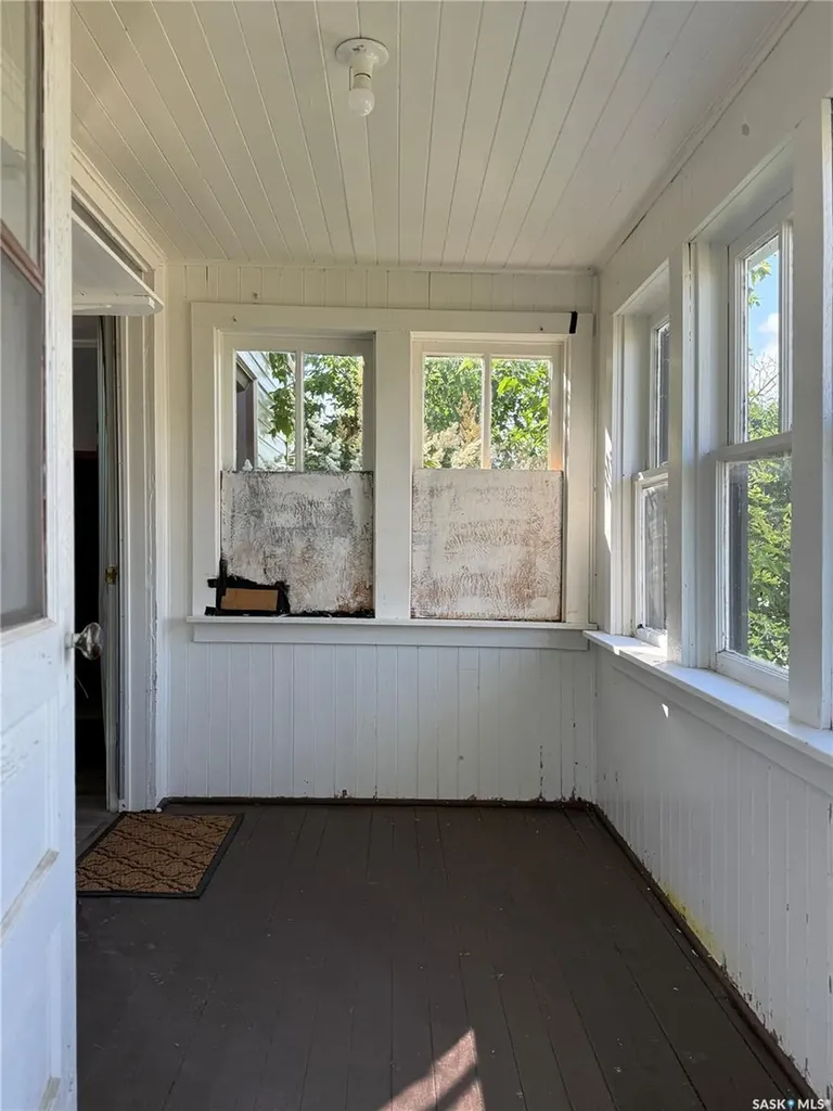 573 4th Avenue W Melville SK S0A 2P0