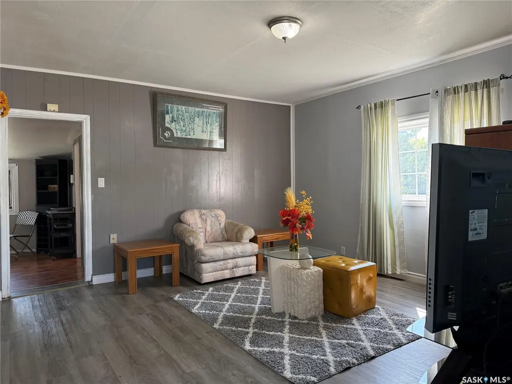 573 4th Avenue W Melville SK S0A 2P0