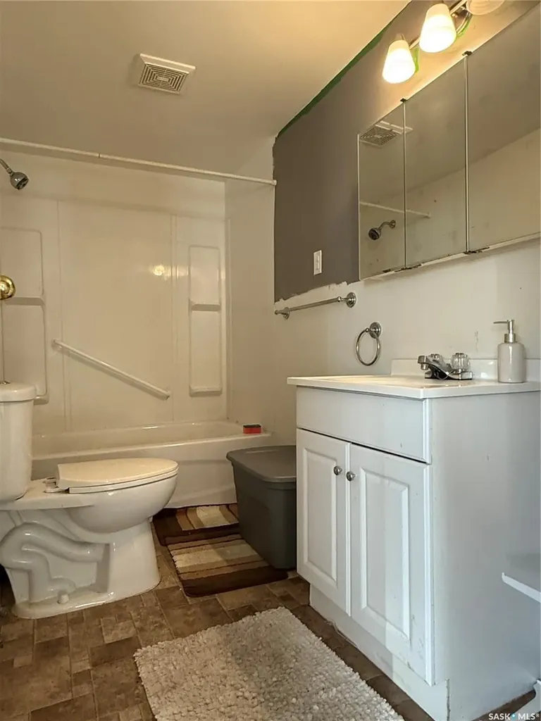 573 4th Avenue W Melville SK S0A 2P0