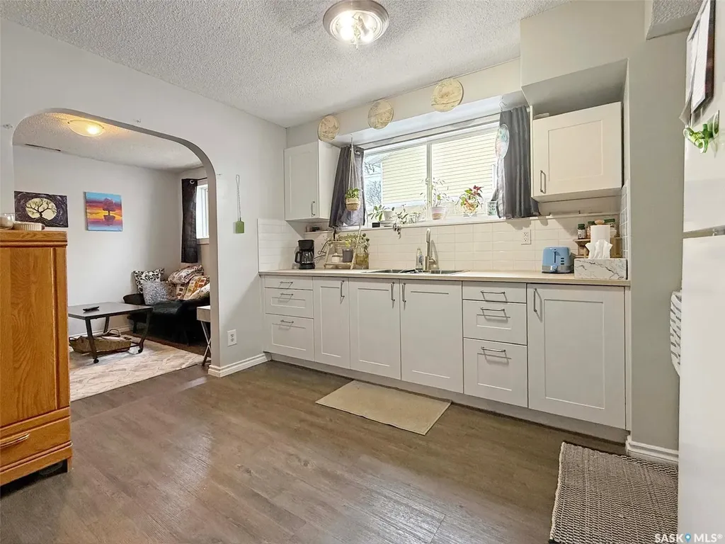 271 14th Avenue NE Swift Current SK S9H 2W8