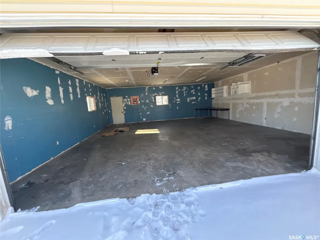 271 14th Avenue NE Swift Current SK S9H 2W8