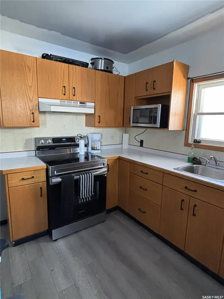 301 2nd Avenue Cudworth SK S0K 1B0