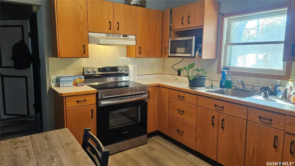 301 2nd Avenue Cudworth SK S0K 1B0