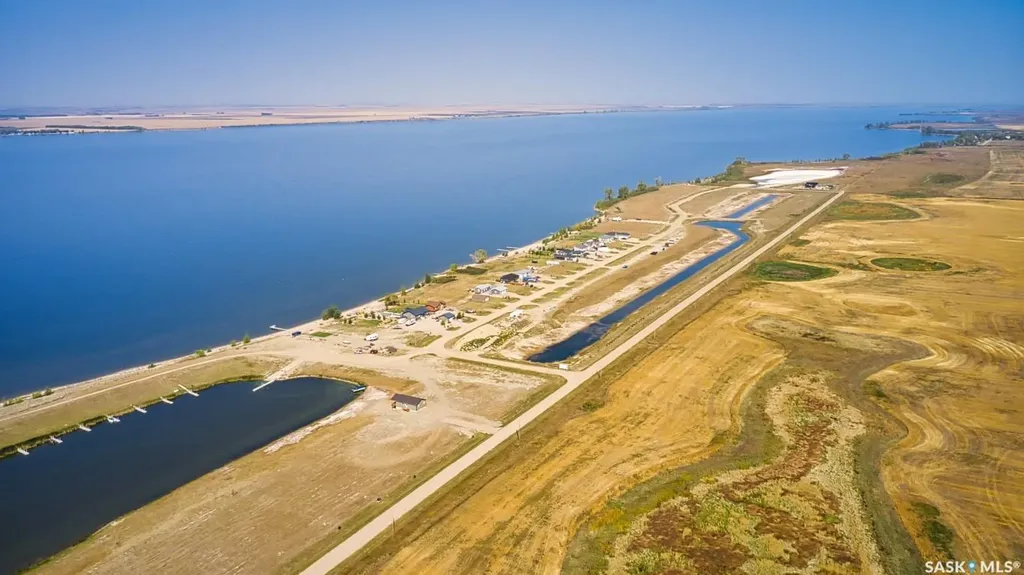 51 Sunset Acres Lane Last Mountain Lake East Side SK S0G 0Z0