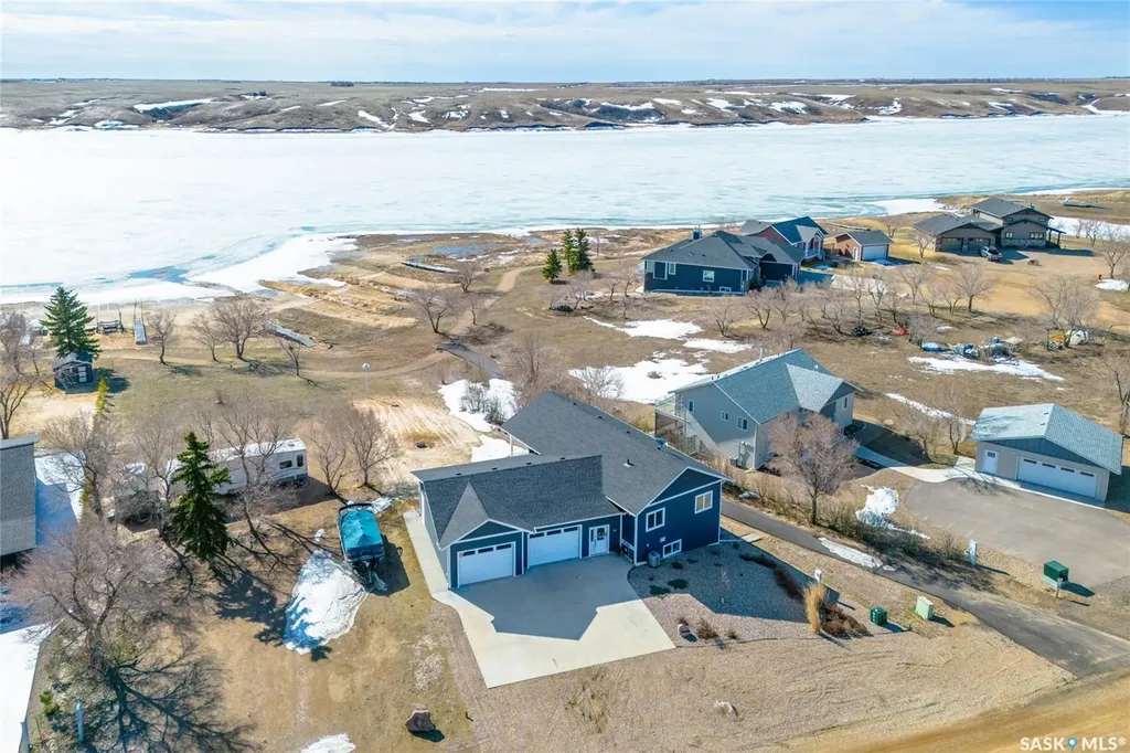 23 Grace Lane Diefenbaker Lake SK S0L 2E0