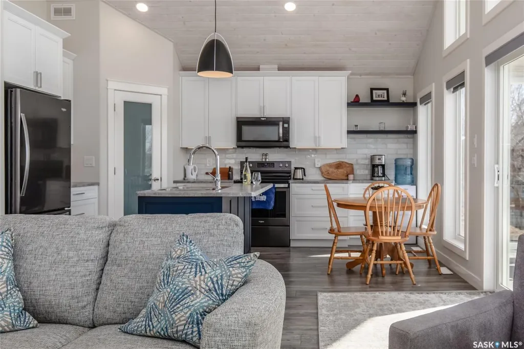 23 Grace Lane Diefenbaker Lake SK S0L 2E0