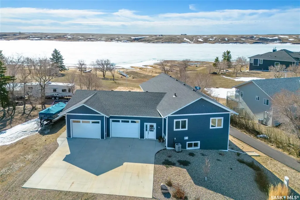 23 Grace Lane Diefenbaker Lake SK S0L 2E0