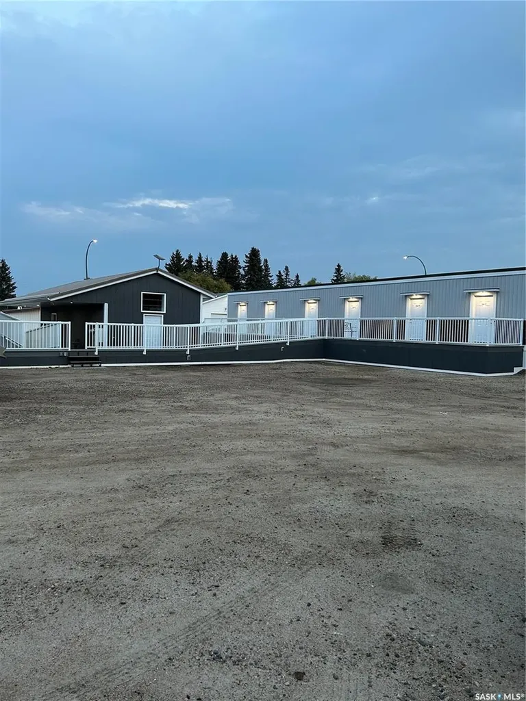 31 And 11 Main Street Leoville SK S0J 1N0