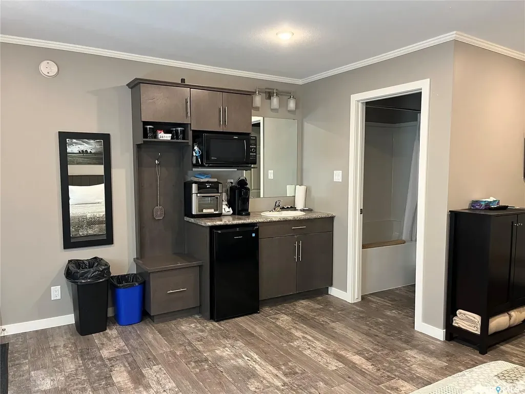 31 And 11 Main Street Leoville SK S0J 1N0