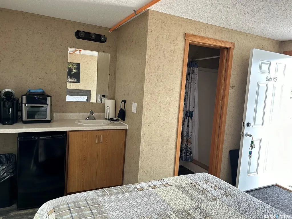 31 And 11 Main Street Leoville SK S0J 1N0
