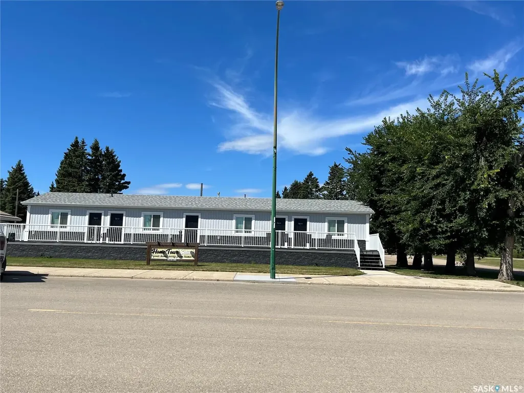 31 And 11 Main Street Leoville SK S0J 1N0