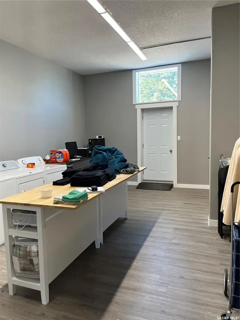 31 And 11 Main Street Leoville SK S0J 1N0