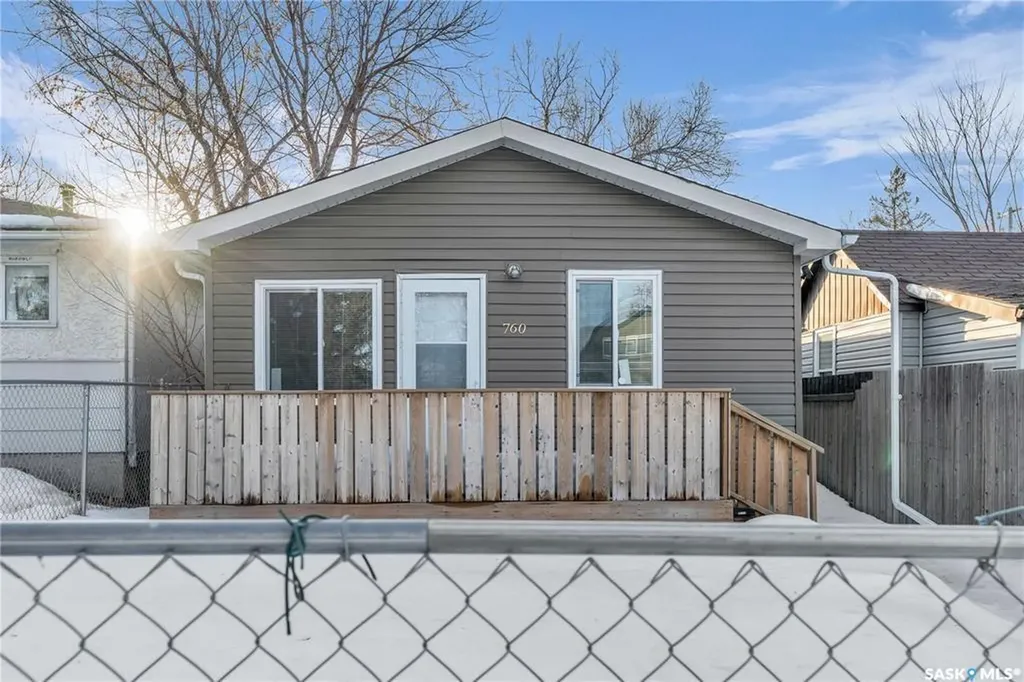 760 Rae Street Regina SK S4T 2A9