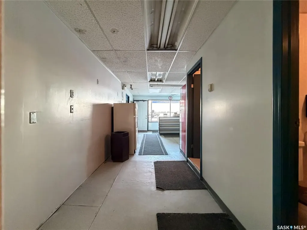 870 3rd Avenue W Shaunavon SK S0N 2M0