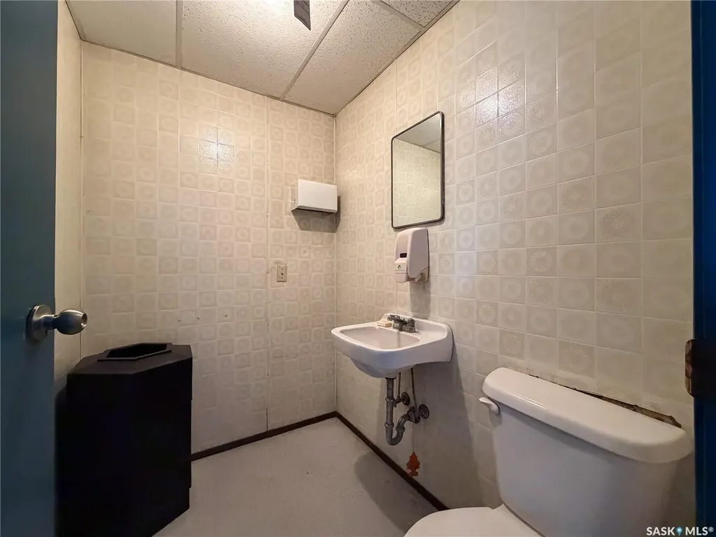 870 3rd Avenue W Shaunavon SK S0N 2M0
