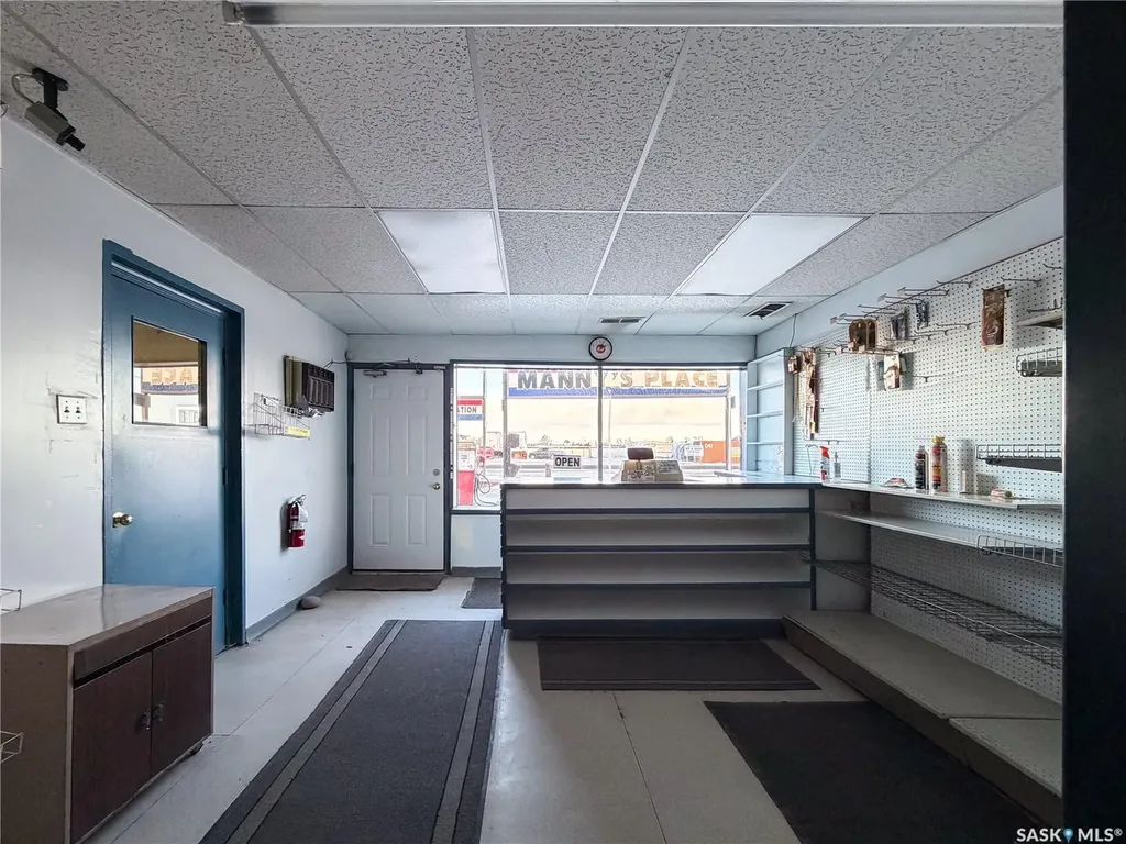 870 3rd Avenue W Shaunavon SK S0N 2M0