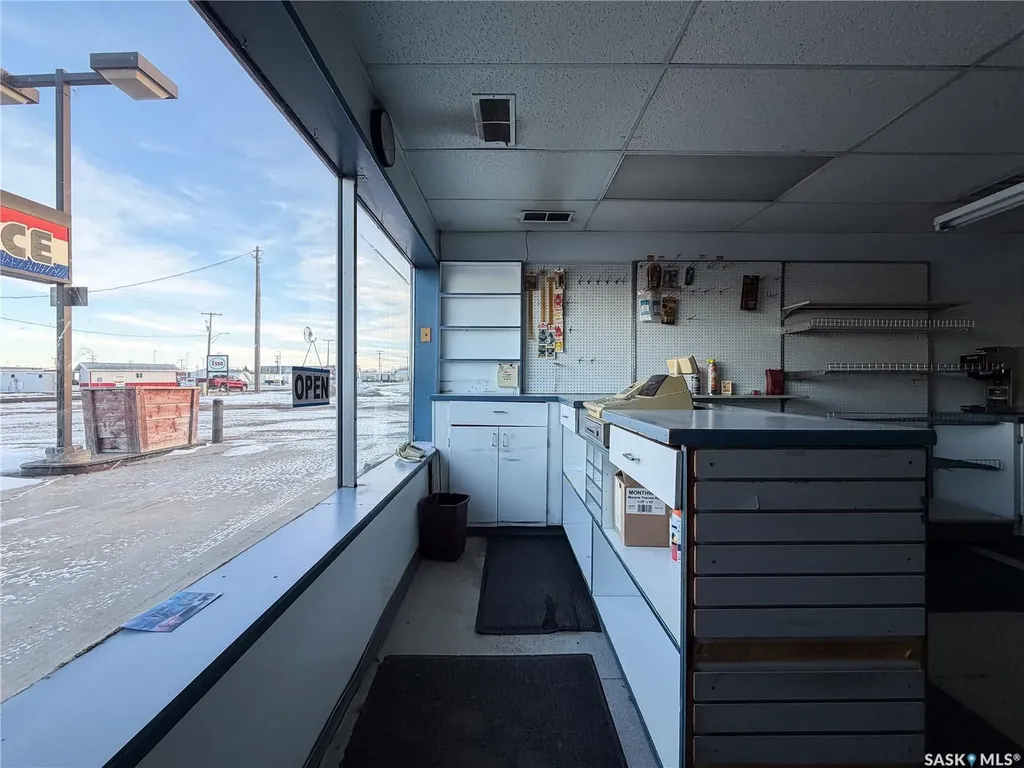 870 3rd Avenue W Shaunavon SK S0N 2M0