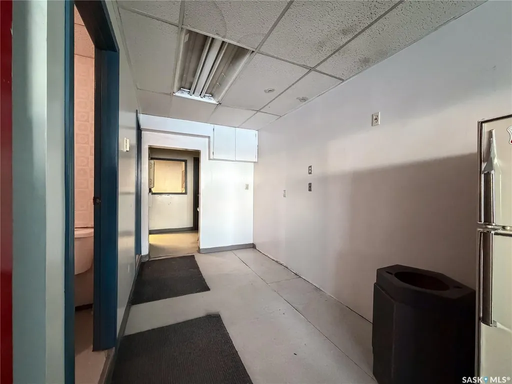 870 3rd Avenue W Shaunavon SK S0N 2M0