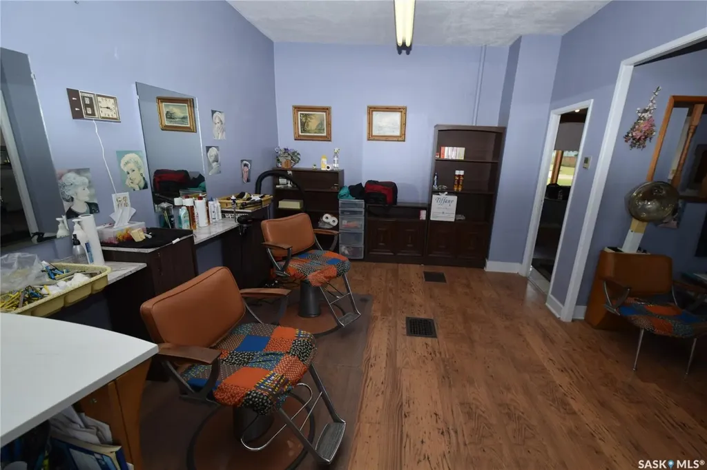202 Main Street Cudworth SK S0K 1B0