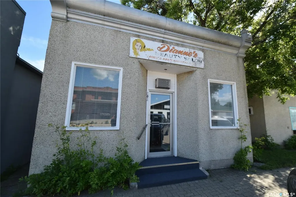 202 Main Street Cudworth SK S0K 1B0