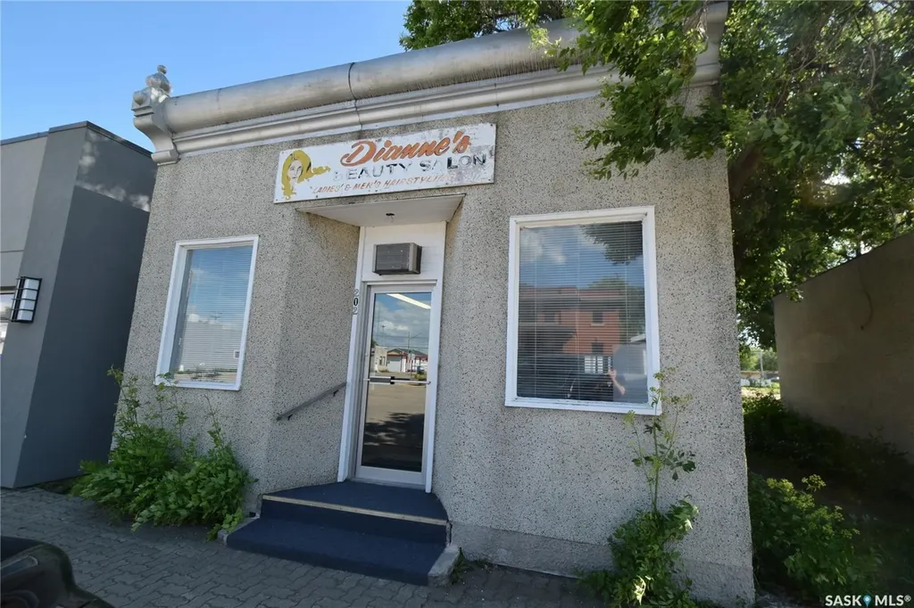 202 Main Street Cudworth SK S0K 1B0
