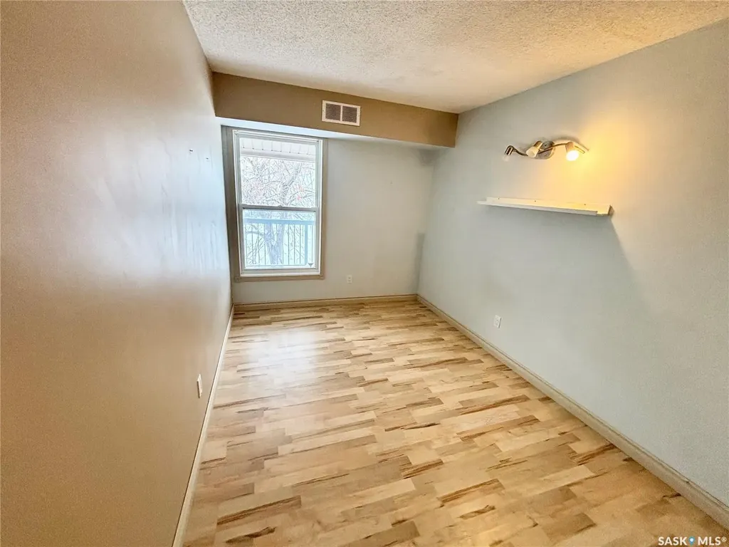 160 Gore Place Regina SK S4T 7S4