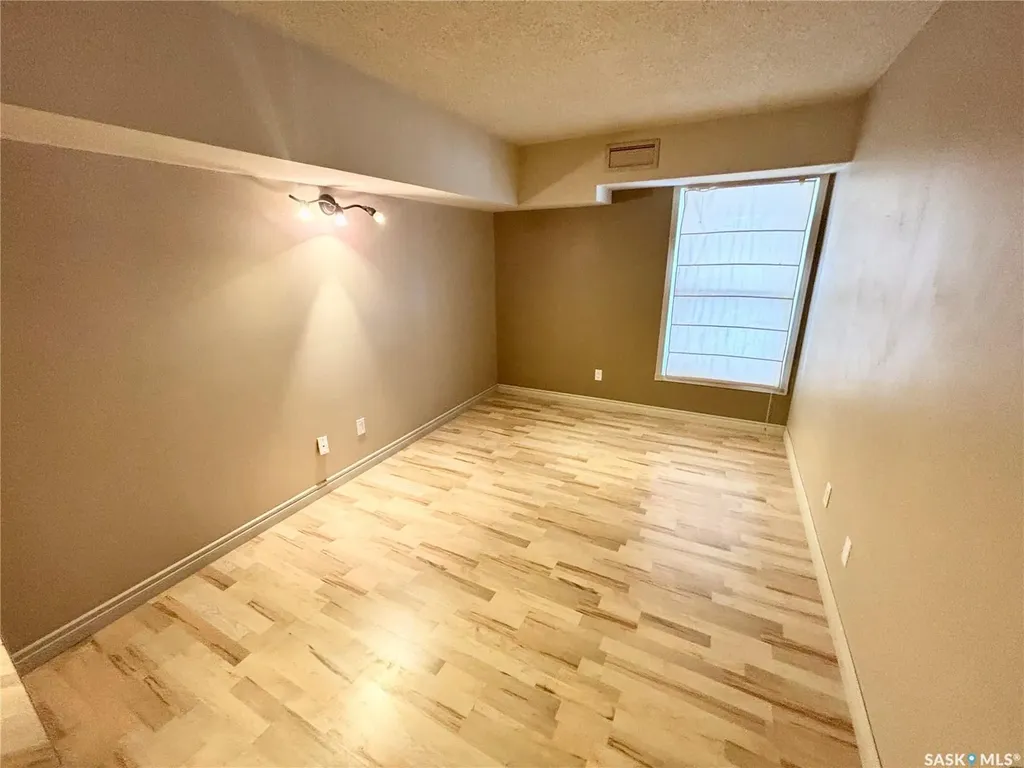 160 Gore Place Regina SK S4T 7S4