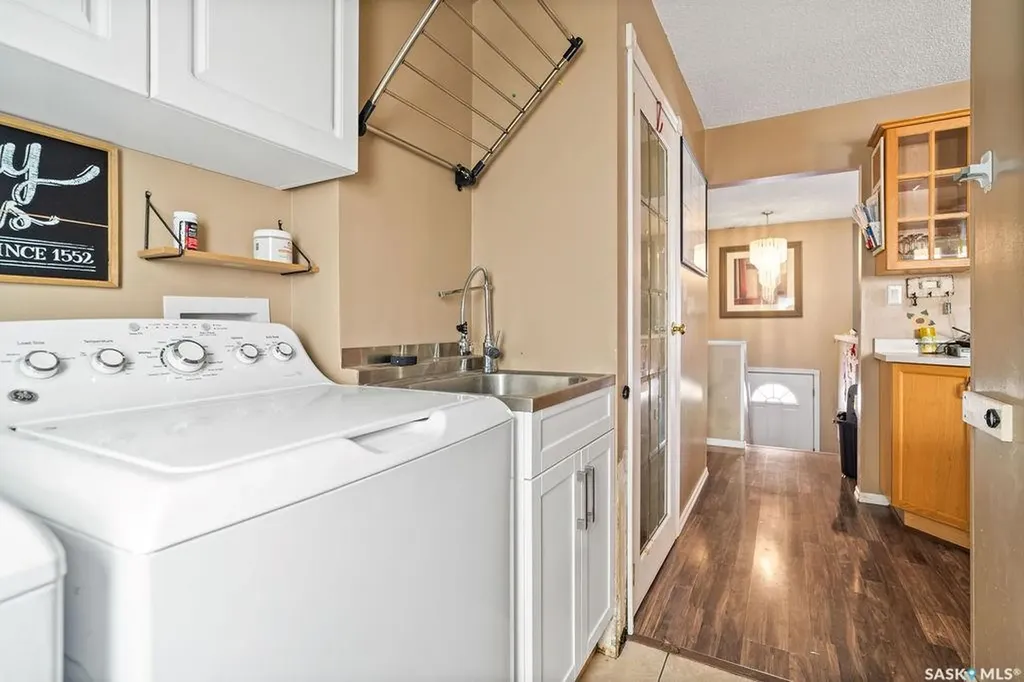 50 Hyland Crescent Regina SK S4R 7P3