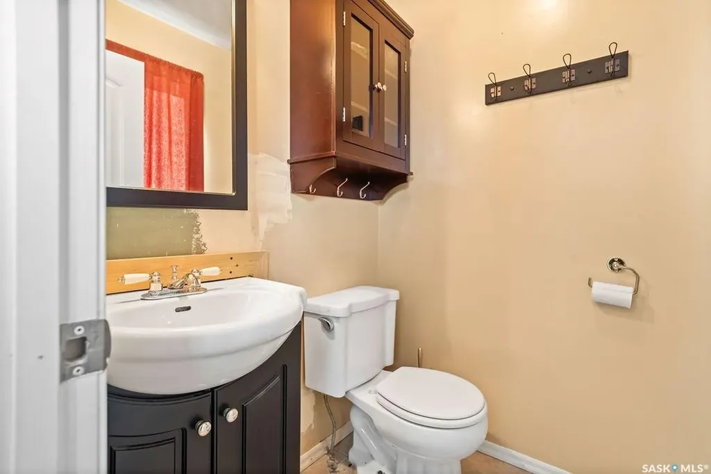 50 Hyland Crescent Regina SK S4R 7P3