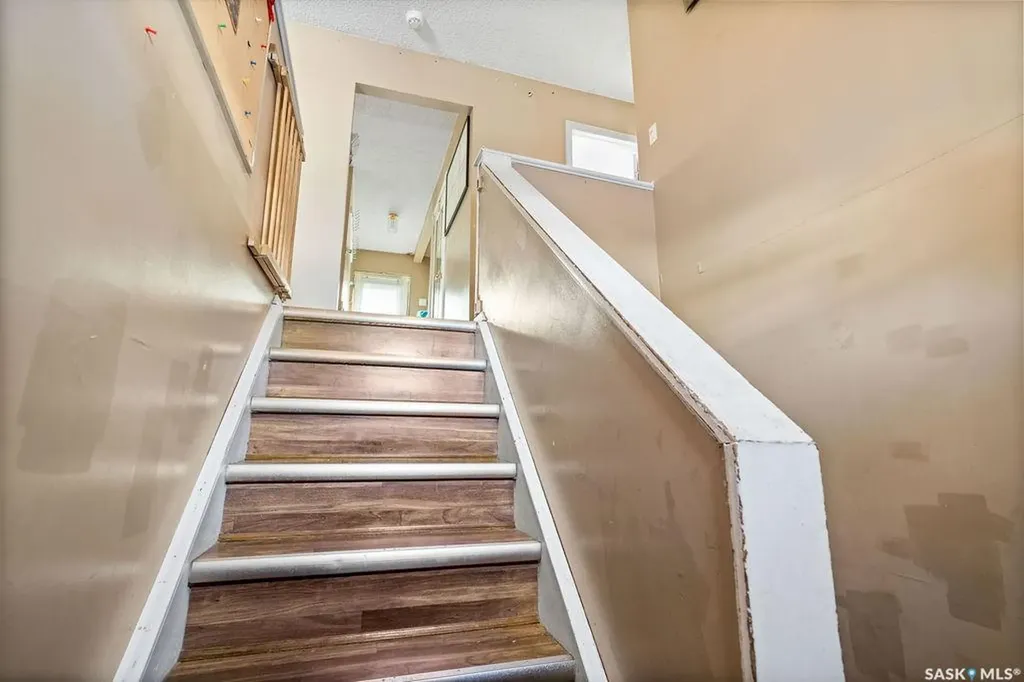 50 Hyland Crescent Regina SK S4R 7P3