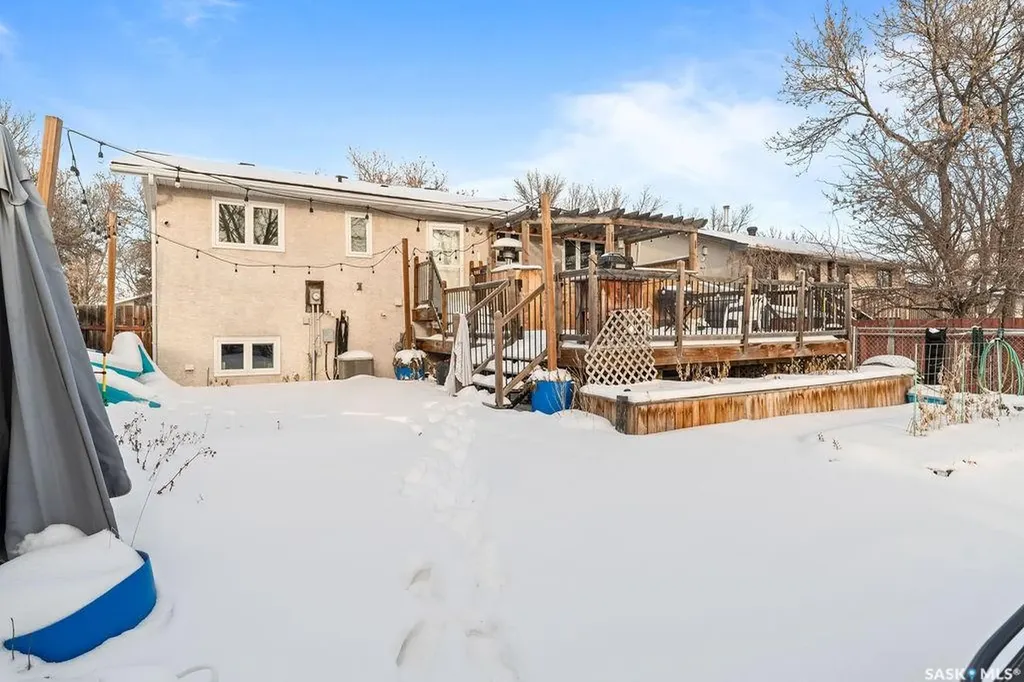 50 Hyland Crescent Regina SK S4R 7P3