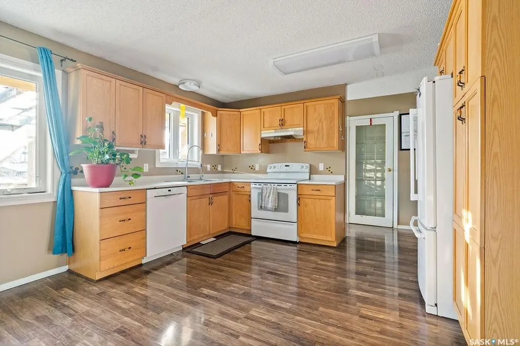 50 Hyland Crescent Regina SK S4R 7P3