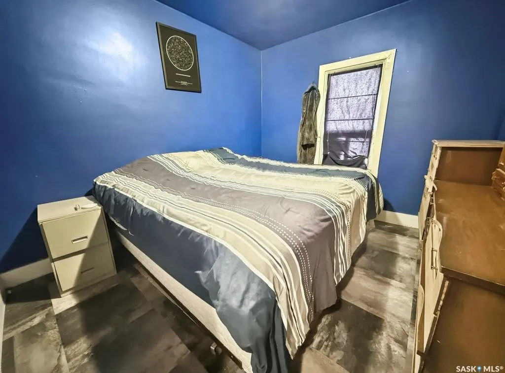 236 7th Avenue NW Swift Current SK S9H 0Y8