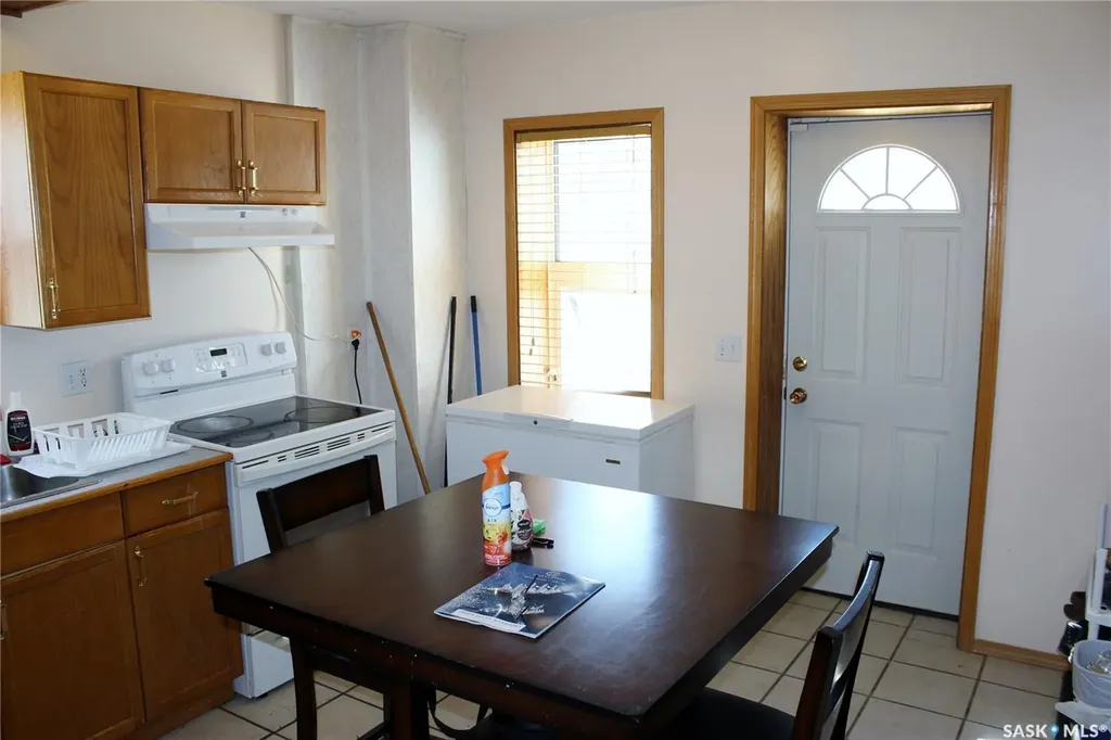 3 2nd Avenue SE Weyburn SK S4H 1W7