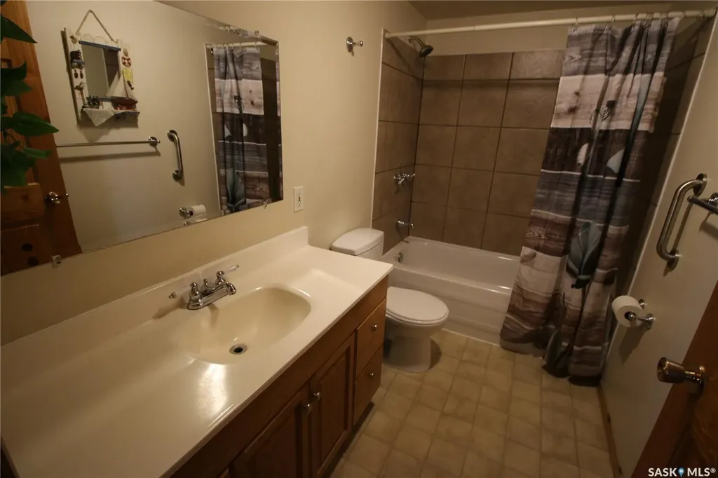 106 Chitek Drive Chitek Lake SK S0J 0L0