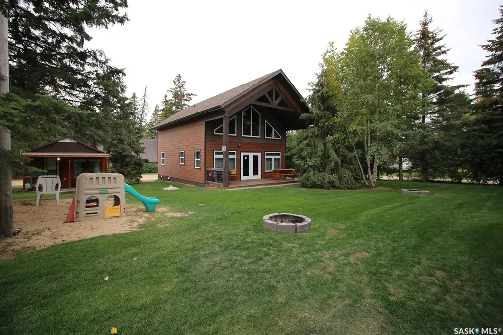 106 Chitek Drive Chitek Lake SK S0J 0L0