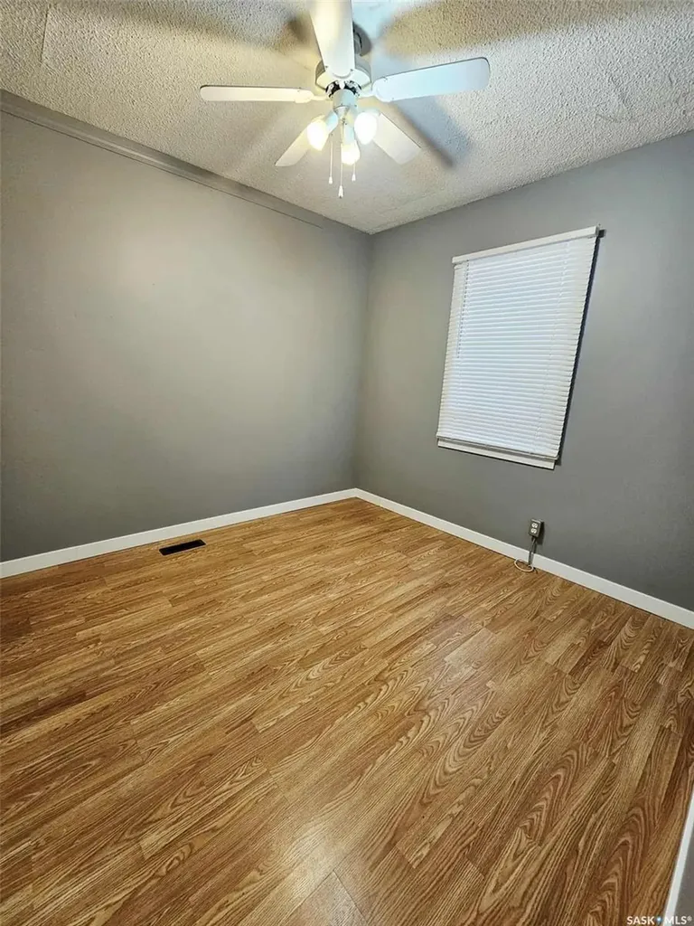 623 Street Mary Street Esterhazy SK S0A 0X0