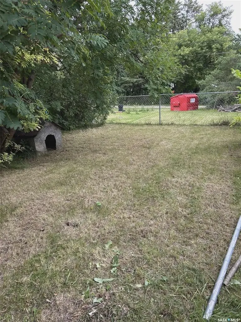 623 Street Mary Street Esterhazy SK S0A 0X0