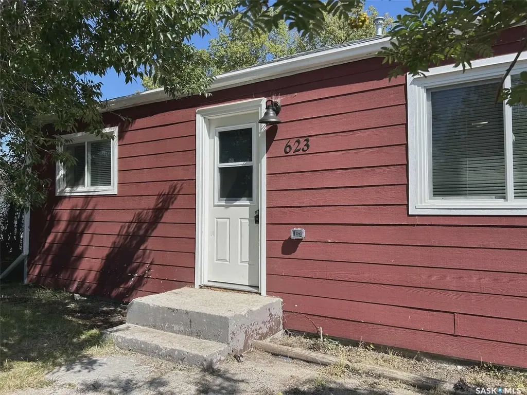 623 Street Mary Street Esterhazy SK S0A 0X0