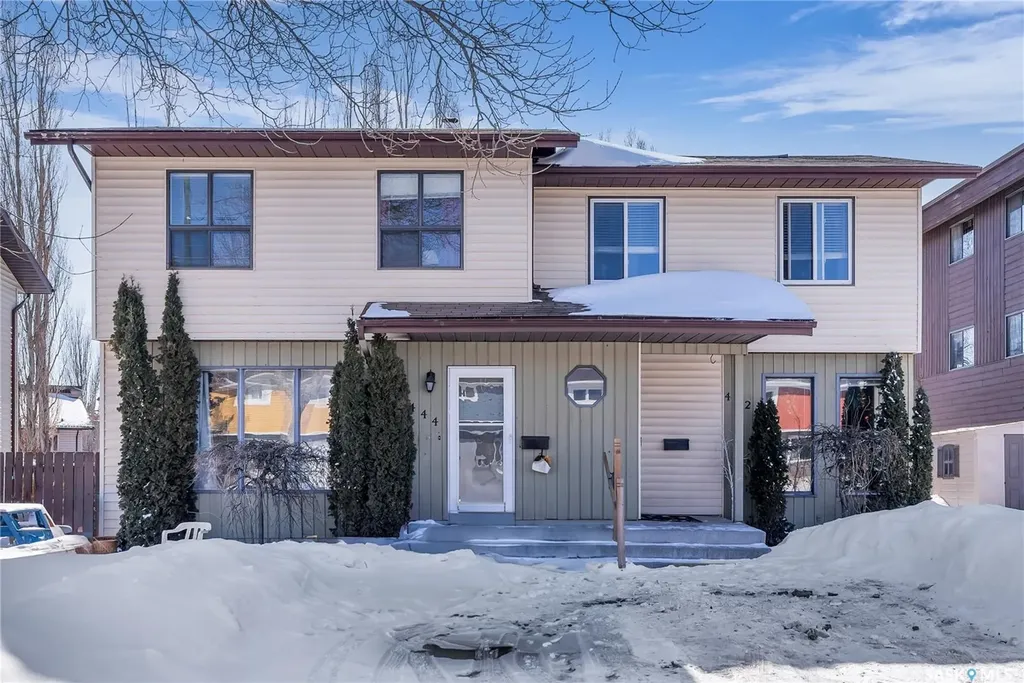 442-444 Russell Road Saskatoon SK S7K 6K9