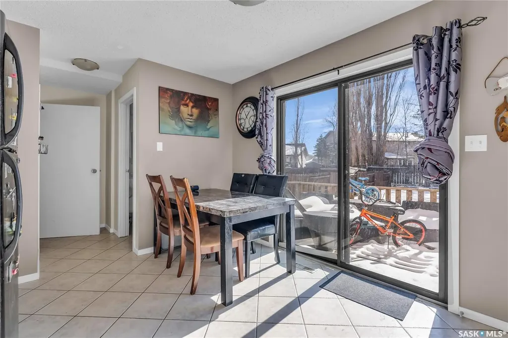 442-444 Russell Road Saskatoon SK S7K 6K9